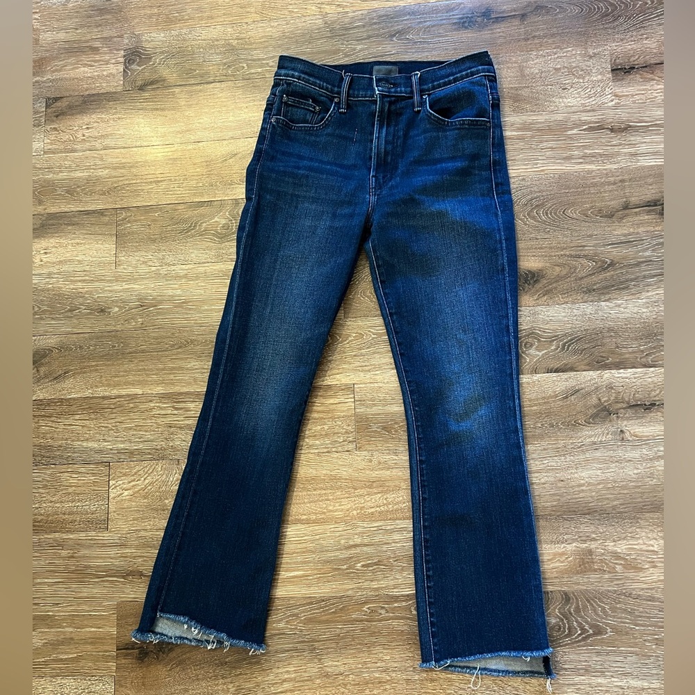 Mother denim:: The Insider Crop Step Fray:: Movin’ On Up